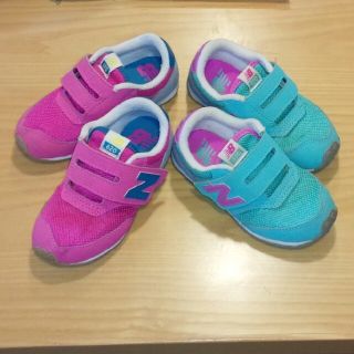 ニューバランス(New Balance)の【空様専用】15.5㎝【美品】new balanceピンク・ミントグリーンセット(その他)