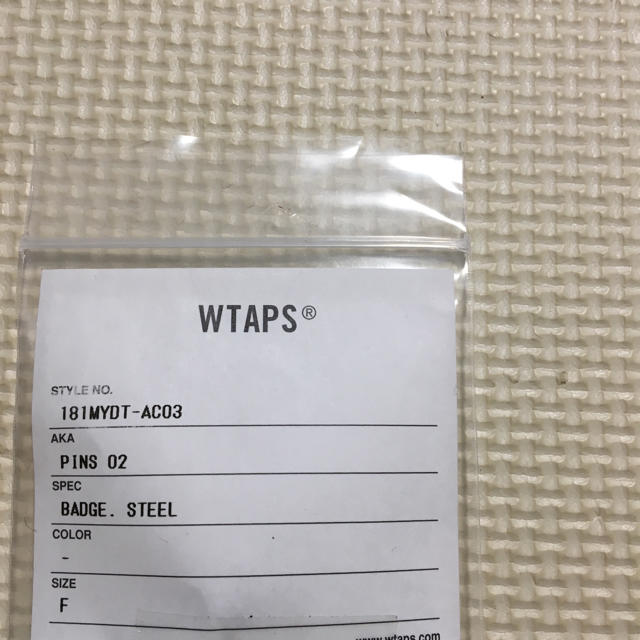 W)taps(ダブルタップス)のwtaps クロスボーンピンズ メンズのファッション小物(その他)の商品写真