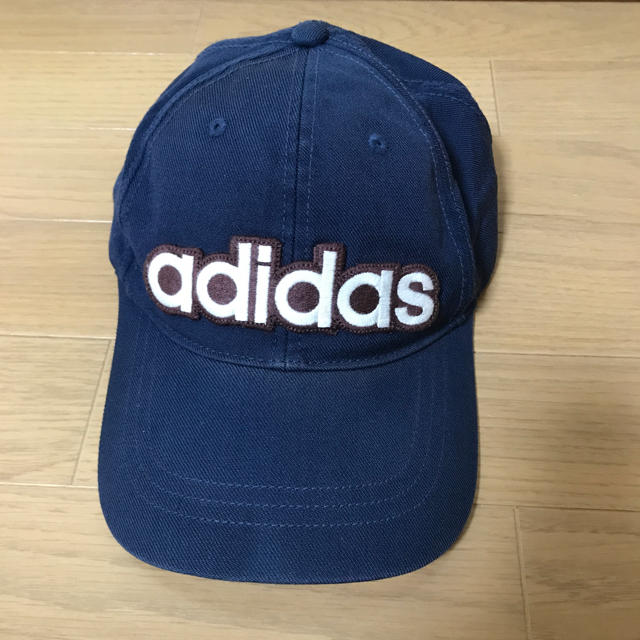 adidas(アディダス)のadidas 帽子 フリーサイズ レディース メンズ レディースの帽子(キャップ)の商品写真