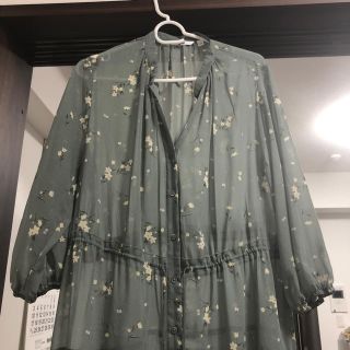 ユニクロ(UNIQLO)のワンピース(その他ドレス)