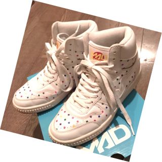 マッドフット(MAD FOOT)の⭐️値下げ⭐️MAD プロフェッサー  スニーカー23.5㎝(スニーカー)