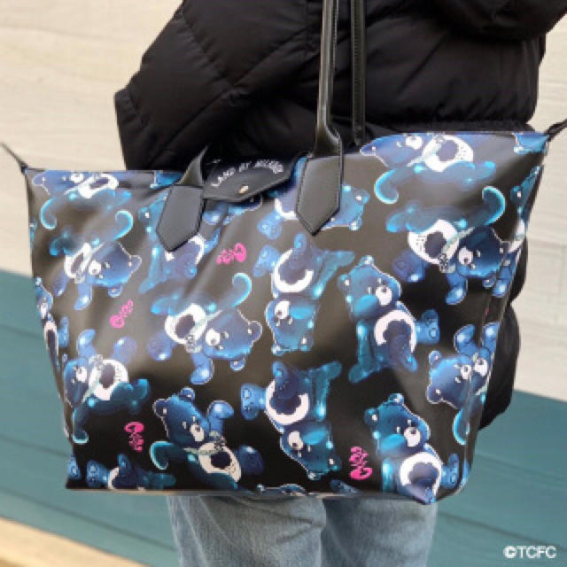 MILKBOY(ミルクボーイ)のLand by MILKBOY ケアベアパーカー 総柄 バッグ バック 鞄 メンズのバッグ(トートバッグ)の商品写真