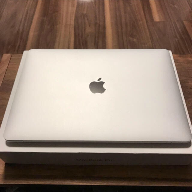 ありJAN［美品］MacBook Pro 2017 256GB