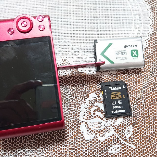 SONY(ソニー)のDSC-WX300  ピンク ソニーデジタルカメラ コンデジ スマホ/家電/カメラのカメラ(コンパクトデジタルカメラ)の商品写真