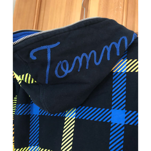 TOMMY(トミー)の美品 Tommy Hilfiger トミーヒルフィガー パーカー 総柄 チェック メンズのトップス(パーカー)の商品写真