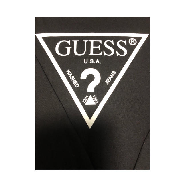 GUESS(ゲス)のGUESS ロンＴ  ❁  新品 ！！ レディースのトップス(Tシャツ(長袖/七分))の商品写真