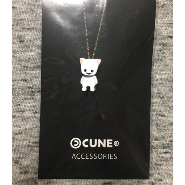 CUNE(キューン)のCUNE ねこちゃんのネックレス  ネコ ネックレス レディースのアクセサリー(ネックレス)の商品写真