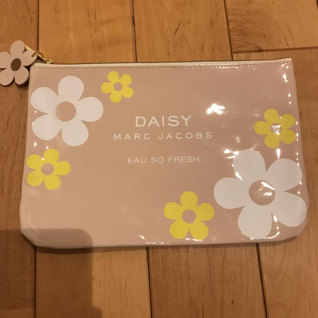 Daisy(デイジー)のデイジー マークジェイコブス ポーチ レディースのファッション小物(ポーチ)の商品写真