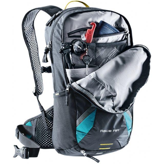 Deuter(ドイター)のdeuter ドイター RACE AIR 10リットル 黒 自転車用バックパック スポーツ/アウトドアの自転車(バッグ)の商品写真