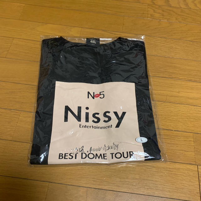 AAA(トリプルエー)のNissy Tシャツ エンタメ/ホビーのタレントグッズ(ミュージシャン)の商品写真