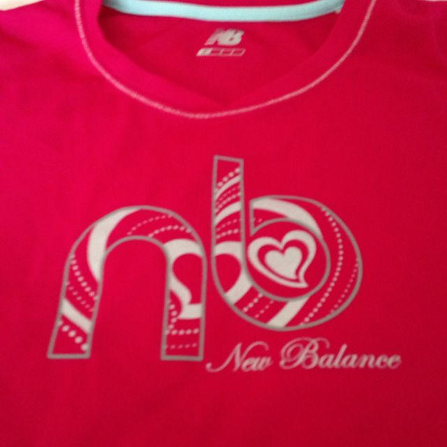 New Balance(ニューバランス)のNBティシャツ レディースのトップス(Tシャツ(半袖/袖なし))の商品写真