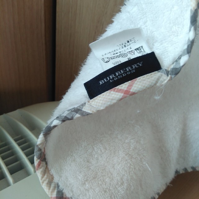 BURBERRY(バーバリー)のバーバリー湯上がりタオル キッズ/ベビー/マタニティのキッズ/ベビー/マタニティ その他(その他)の商品写真