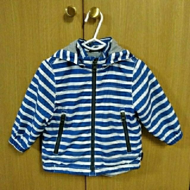 babyGAP(ベビーギャップ)のベビーギャップ　ウインドブレーカー　フード　取り外し可能 キッズ/ベビー/マタニティのベビー服(~85cm)(ジャケット/コート)の商品写真