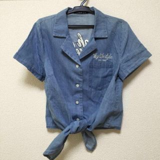 イング(INGNI)の新品♡INGNI 前絞りデニムシャツ(シャツ/ブラウス(半袖/袖なし))