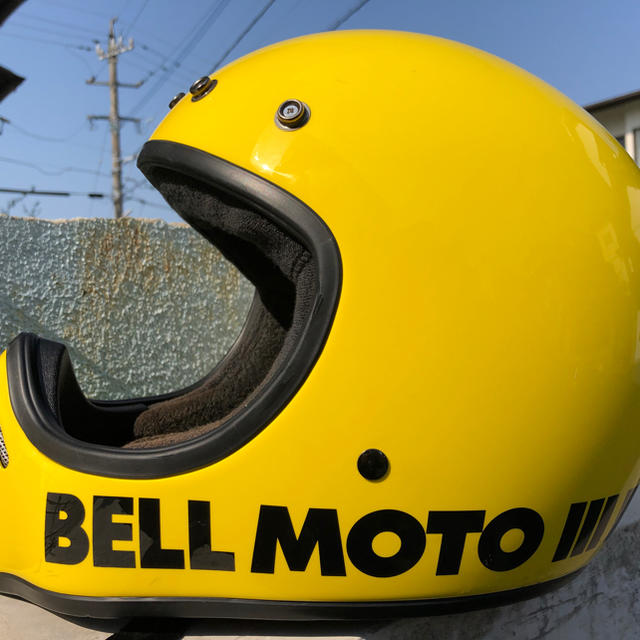 BELL(ベル)のbell モト3 自動車/バイクのバイク(ヘルメット/シールド)の商品写真