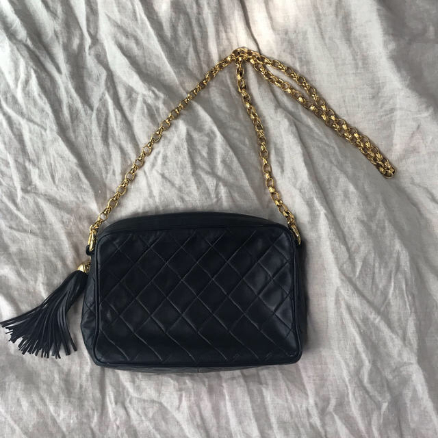 CHANEL(シャネル)のヴィンテージ シャネル フリンジバッグ レディースのバッグ(ショルダーバッグ)の商品写真