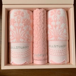 ジルスチュアート(JILLSTUART)のJILLSTUART タオルセット★なおちゃん様専用(タオル/バス用品)