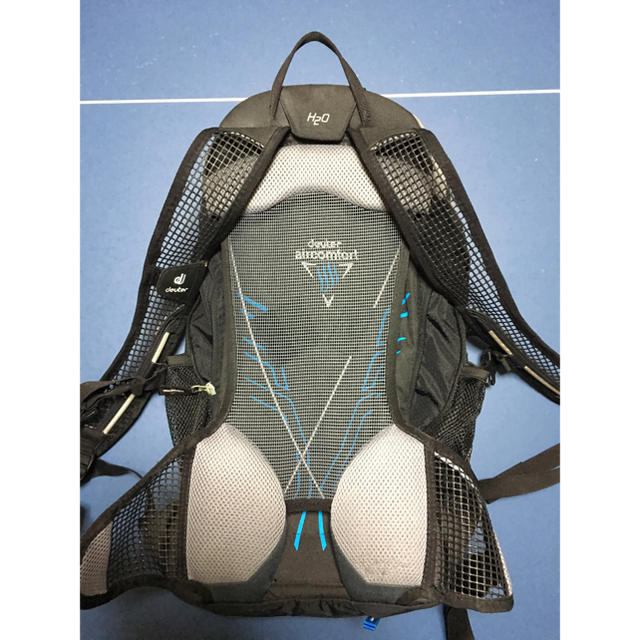 Deuter(ドイター)の美品 ドイター レースEXPエアー スポーツ/アウトドアの自転車(バッグ)の商品写真