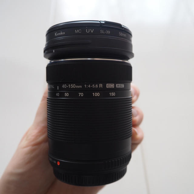 OLYMPUS(オリンパス)のOLYMPUS （ED 40-150mm F4.0-5.6 R） スマホ/家電/カメラのカメラ(ミラーレス一眼)の商品写真