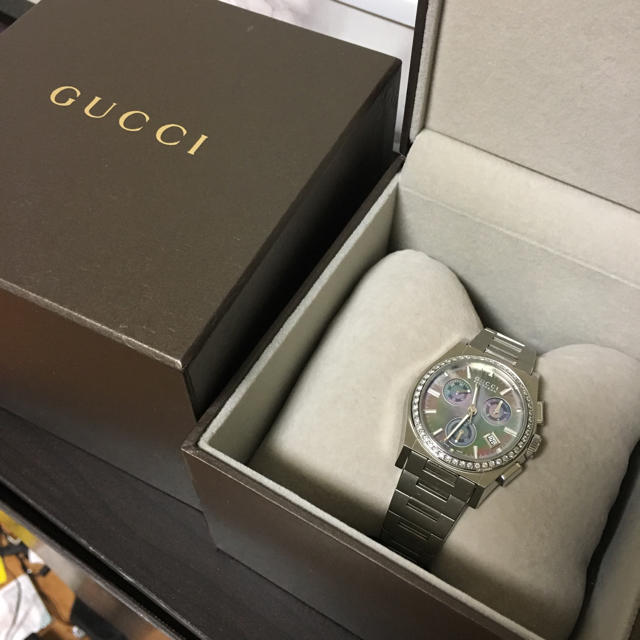 Gucci - GUCCI グッチ パンテオン ブラックシェル ダイヤ 腕時計