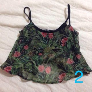 ベルシュカ(Bershka)の柄TOPS2点SET♡(キャミソール)