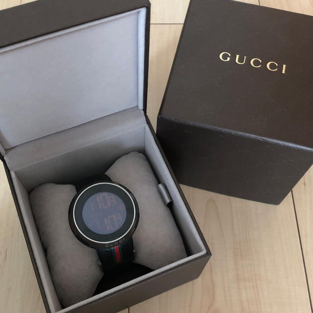 Gucci(グッチ)のGUCCI グッチ アイグッチ 腕時計 メンズの時計(腕時計(デジタル))の商品写真