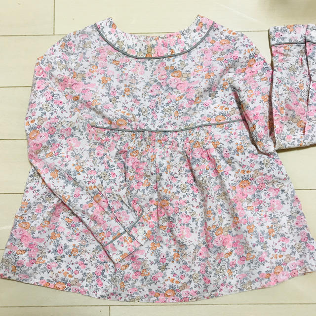 Bonpoint(ボンポワン)のボンポワン  4A リバティブラウス キッズ/ベビー/マタニティのキッズ服女の子用(90cm~)(ブラウス)の商品写真