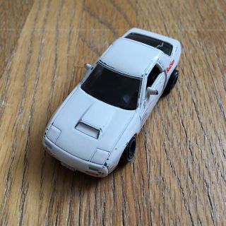 タカラトミー(Takara Tomy)のトミカ  マツダ サバンナ RX-7 中古 FC 頭文字D レッドサウンズ 現状(ミニカー)