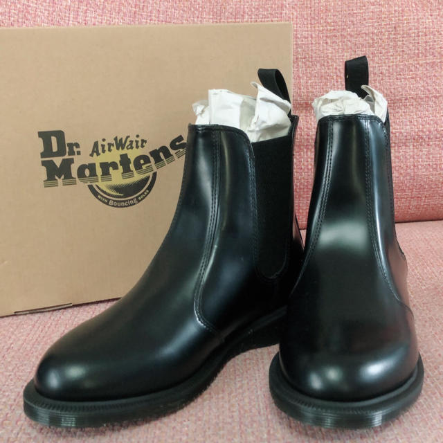 dr.martens ドクターマーチン FLORA サイドゴア  ブラック