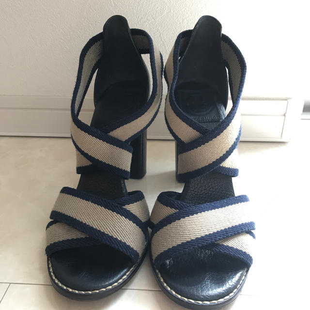 Tory Burch(トリーバーチ)の超美品‼︎トリーバーチサンダル6M レディースの靴/シューズ(サンダル)の商品写真