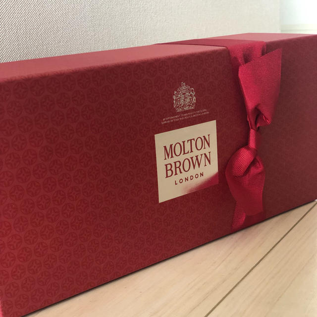 MOLTON BROWN(モルトンブラウン)の新品 モルトンブラウン シャワージェルセット コスメ/美容のボディケア(ボディソープ/石鹸)の商品写真