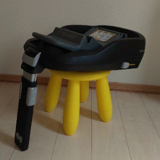 マキシコシ(Maxi-Cosi)の再値下げ FamilyFix
ファミリー フィックス(自動車用チャイルドシート本体)