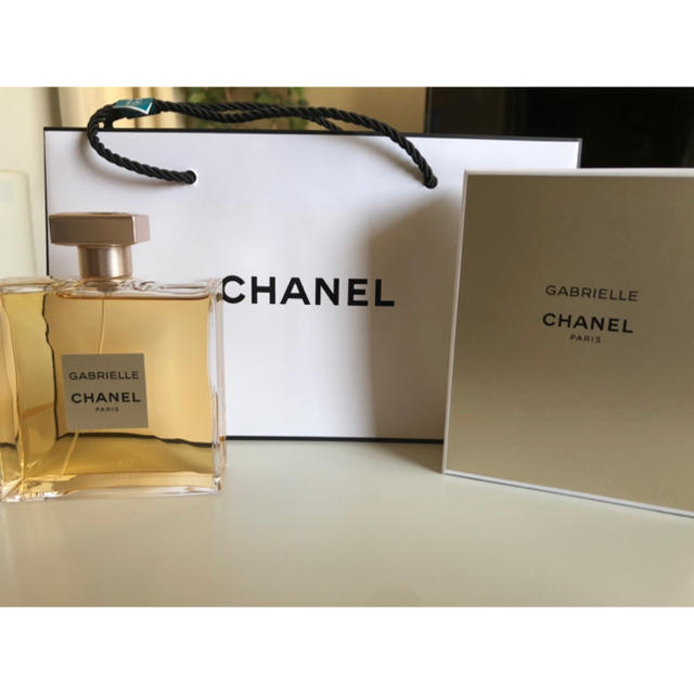 CHANEL 香水