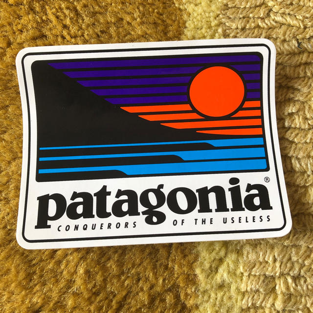 patagonia(パタゴニア)の新品 パタゴニア ステッカー 自動車/バイクのバイク(ステッカー)の商品写真