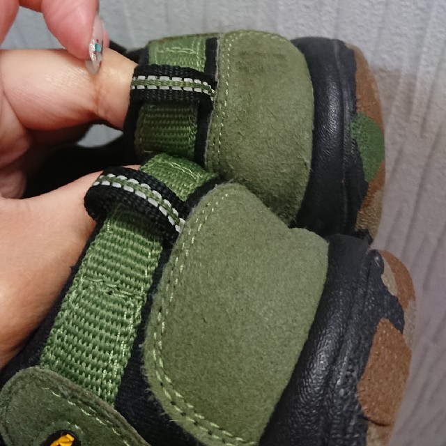 KEEN(キーン)のめだか様専用💕KEEN 18.5㎝ キッズ/ベビー/マタニティのキッズ靴/シューズ(15cm~)(サンダル)の商品写真