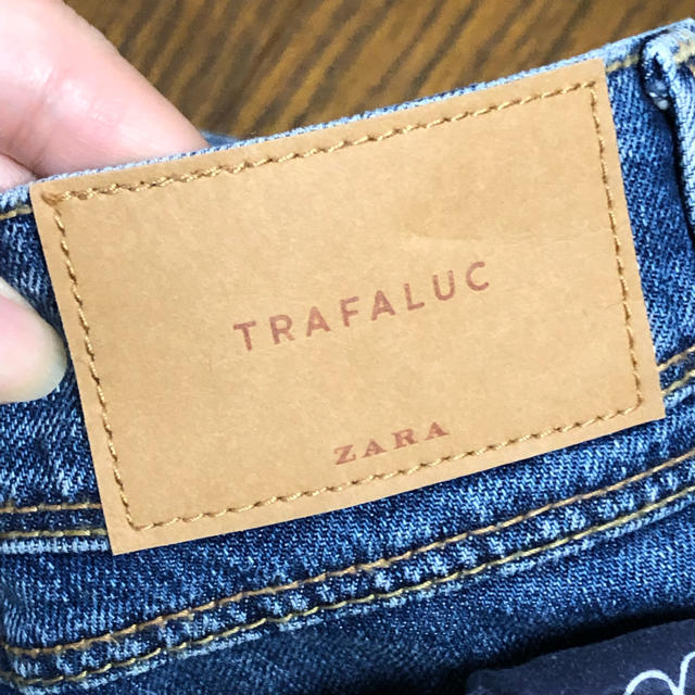 ZARA(ザラ)のZARA デニムショートパンツ レディースのパンツ(ショートパンツ)の商品写真