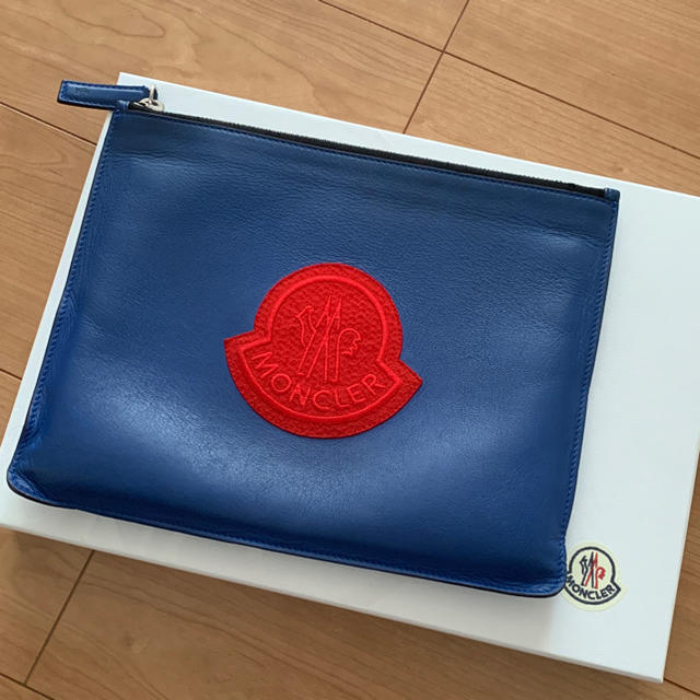 MONCLER(モンクレール)のモンクレール クラッチバッグ メンズのバッグ(セカンドバッグ/クラッチバッグ)の商品写真