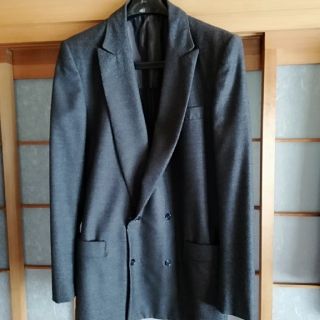 Gianni Versace - ベルサーチのダブル4ボタンの通販|ラクマ Gianni Versace - ベルサーチのダブル4ボタンの通販|ラクマ