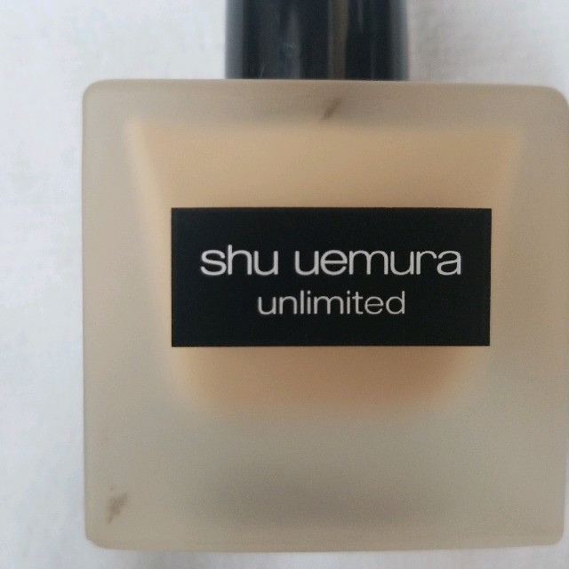 shu uemura(シュウウエムラ)のshu uemura アンリミテッドラスティングフルイド 564 コスメ/美容のベースメイク/化粧品(ファンデーション)の商品写真