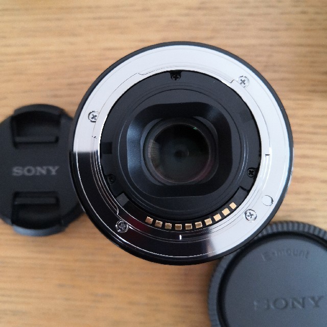 SONY(ソニー)のSONY E 35mm F1.8 OSS SEL35F18 スマホ/家電/カメラのカメラ(レンズ(単焦点))の商品写真