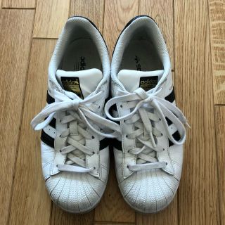 アディダス(adidas)のアディダス スーパースター23.5cm(スニーカー)