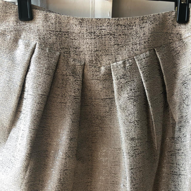 NOLLEY'S(ノーリーズ)のNOLLEY'Ｓ ひざ丈スカート シルバーグレー レディースのスカート(ひざ丈スカート)の商品写真
