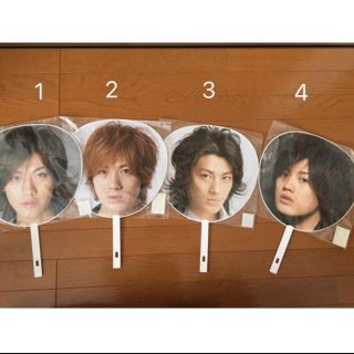 カトゥーン(KAT-TUN)の4枚セット(バラ売り可)(アイドルグッズ)