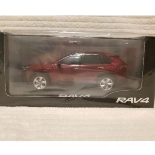 トヨタ(トヨタ)の新型RAV4 1/30 ミニカー 非売品 新品未開封 センシュアルレッドマイカ (ミニカー)