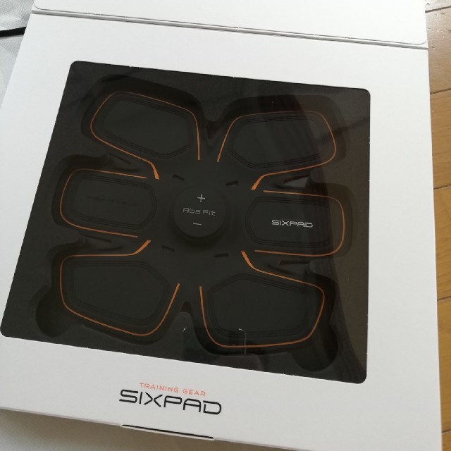 SIXPAD(シックスパッド)のアブズ&ツインボディセット SIXPAD シックスパッド　シックスパック コスメ/美容のダイエット(エクササイズ用品)の商品写真