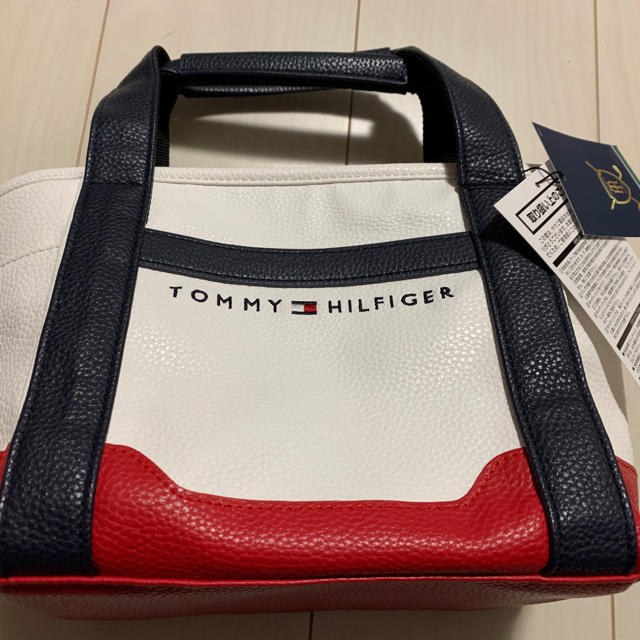 TOMMY HILFIGER(トミーヒルフィガー)のトミーヒルフィガー ラウンドトートバッグ スポーツ/アウトドアのゴルフ(バッグ)の商品写真