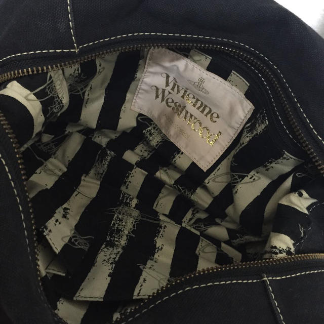 Vivienne Westwood(ヴィヴィアンウエストウッド)のVivienne＊ハンドバッグ レディースのバッグ(ハンドバッグ)の商品写真