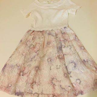 パターンフィオナ(PATTERN fiona)の🌸お値下げしました。お花レースワンピ🌼(ひざ丈ワンピース)