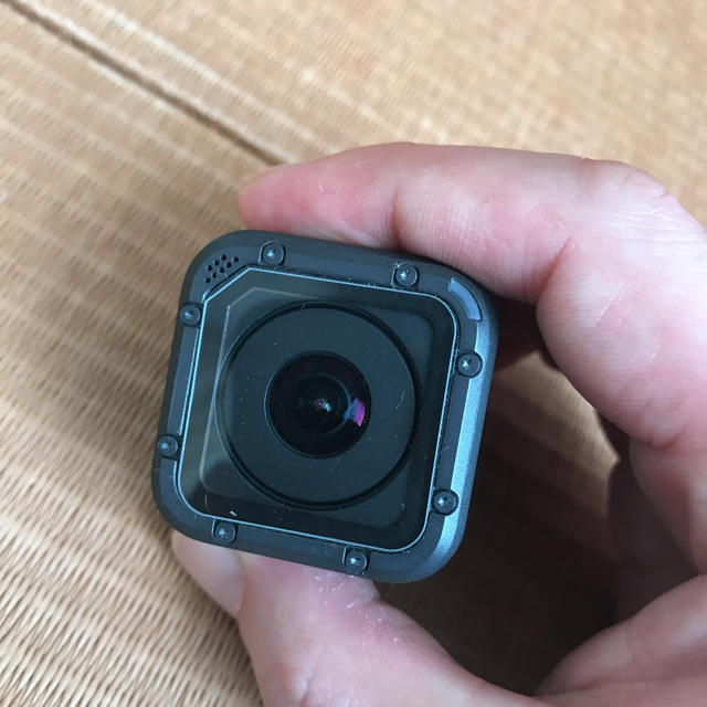 GoPro(ゴープロ)のGoPro HERO5 session スマホ/家電/カメラのカメラ(ビデオカメラ)の商品写真