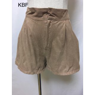 ケービーエフ(KBF)のKBF  ショートパンツ  C-30(ショートパンツ)